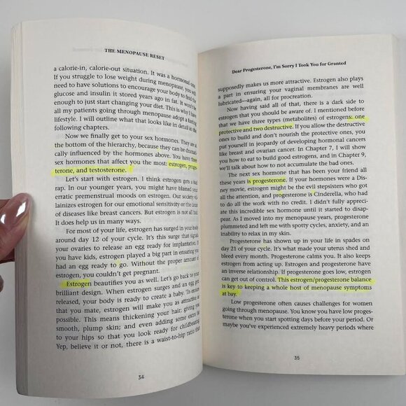 📚 3/$25 The Menopause Reset by Dr. Mindy Pelz | Paperback - Picture 3 of 7